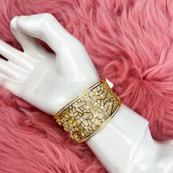 Designs by Joi • Spider Bangle - Picture 2 of 7